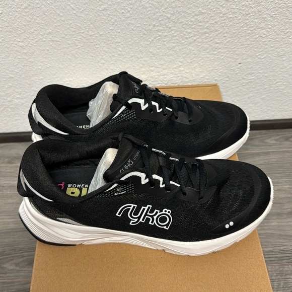 Ryka Made For Women Utopia Ultra Flex Run Running Sneaker (WIDE) - Picture 4 of 9